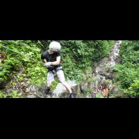        lost canyon rappel 
  - Costa Rica