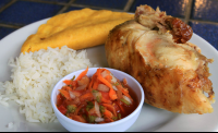 raulitos pollo pollo asado 
 - Costa Rica