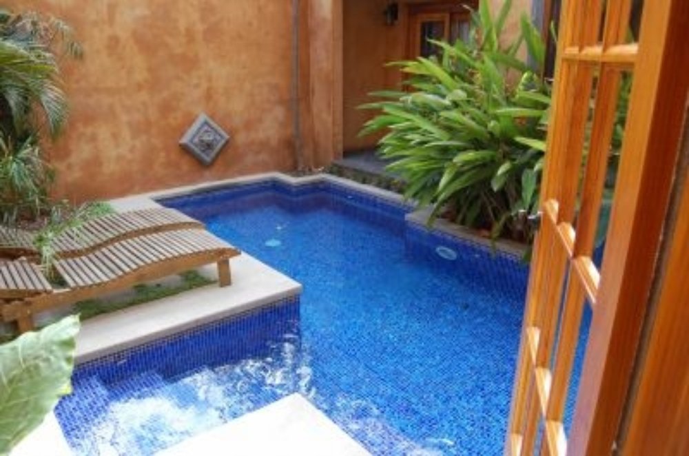 langosta relaxing pool
 - Costa Rica