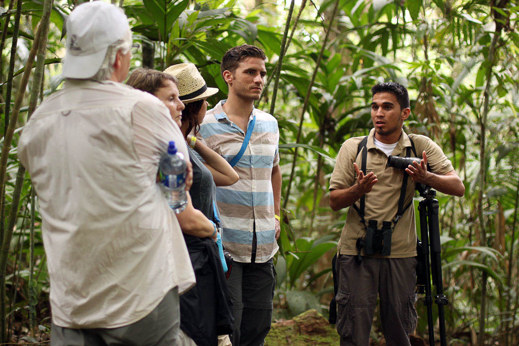 la selva guide explains
 - Costa Rica