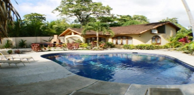 Beach Front House with 3 Bedrooms Ref: 0055 - Costa Rica